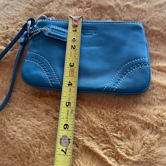 Coach Wristlet - Picture 5 of 7